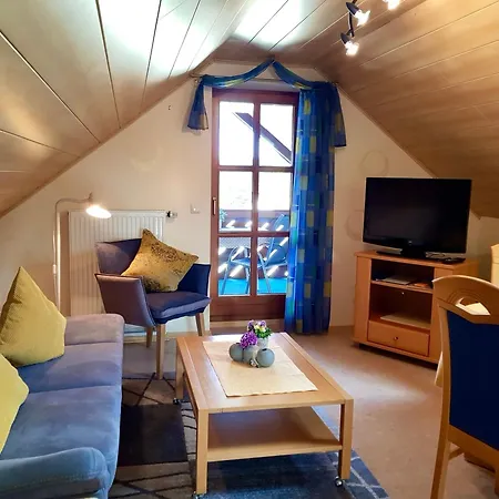 Woelfel Apartment *